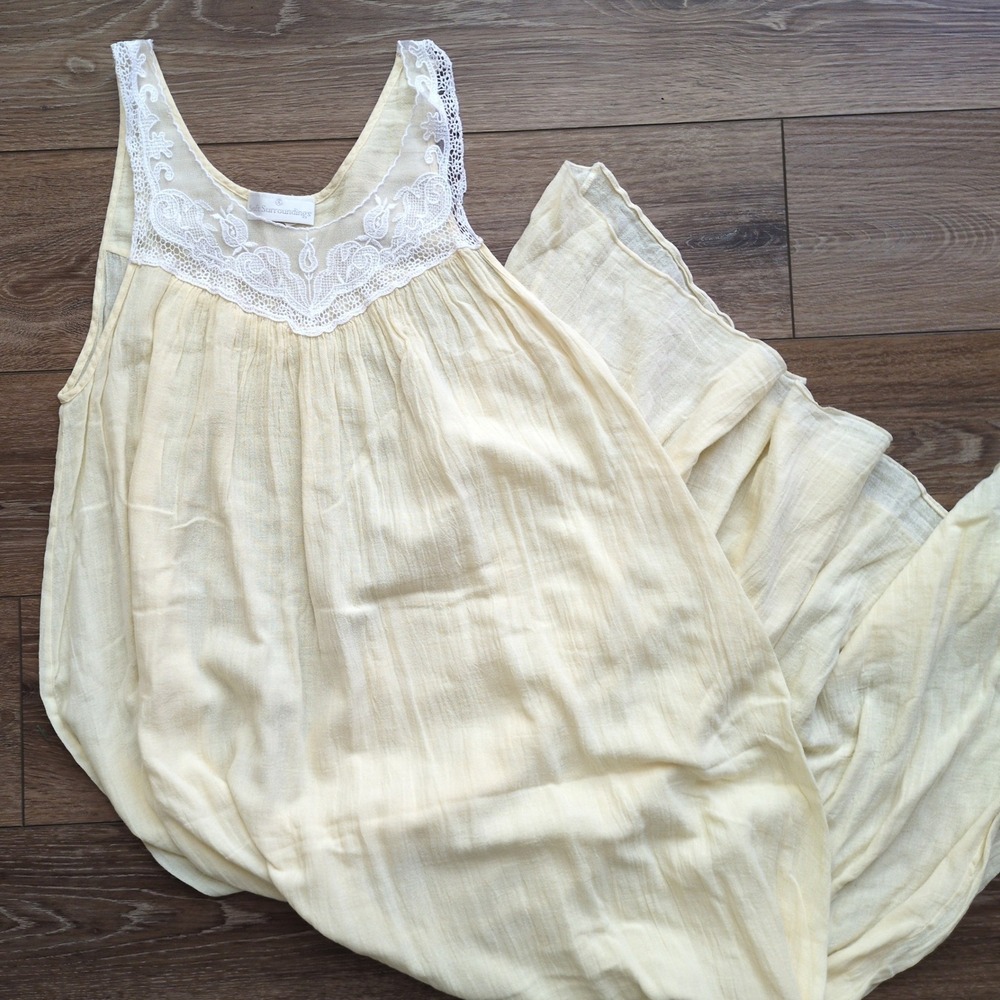 Soft Surroundings off-white Lace-Trim Cotton Chemise - Picture 9 of 11